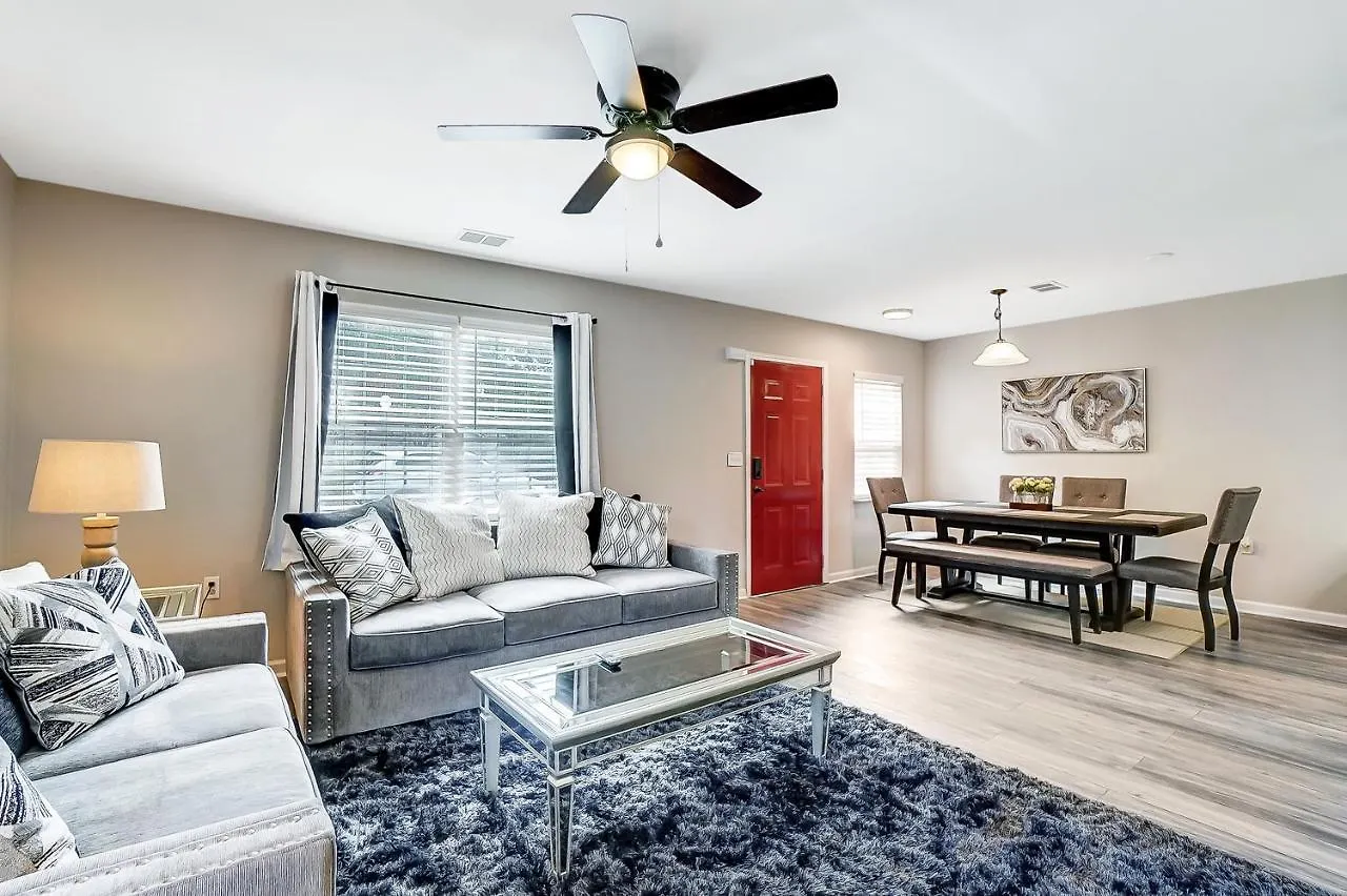 홈스테이 Cozy, 1-Level Cottage - 5 Miles To Uptown Clt 샬럿