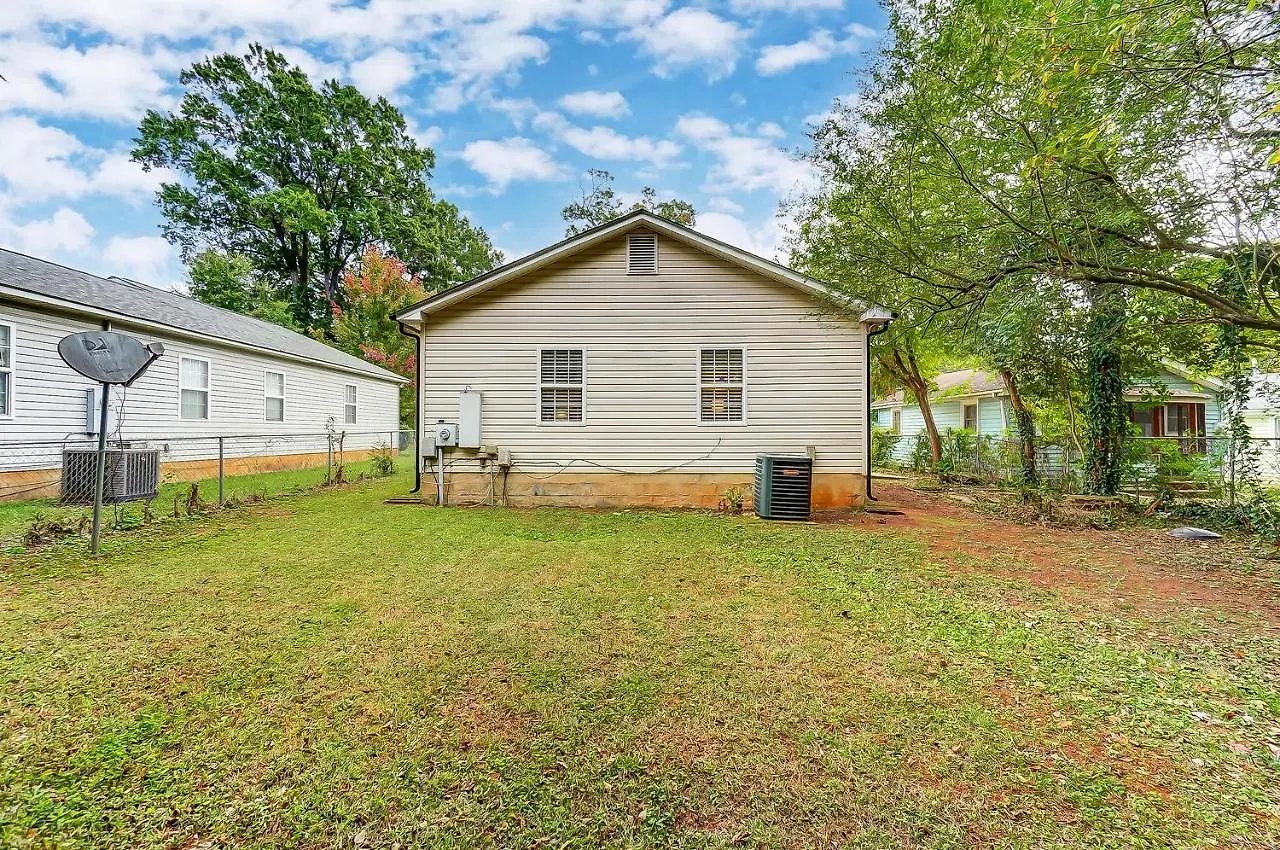 Cozy, 1-Level Cottage - 5 Miles To Uptown Clt Charlotte